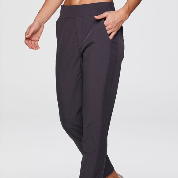 Athleta Ribbed Ankle (Brooklyn) Pant, Size 16, Charcoal - Picture 14 of 15